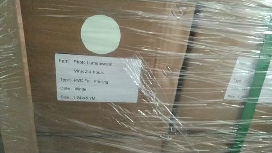 Autocollant vinyle réfléchissant pour impression éco-solvant/solvant/UV avec fonction phosphorescente et résistance aux UV