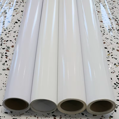 Emballage de voiture blanc brillant gris colle sans bulles autocollant en vinyle auto-adhésif 100mic/140gsm