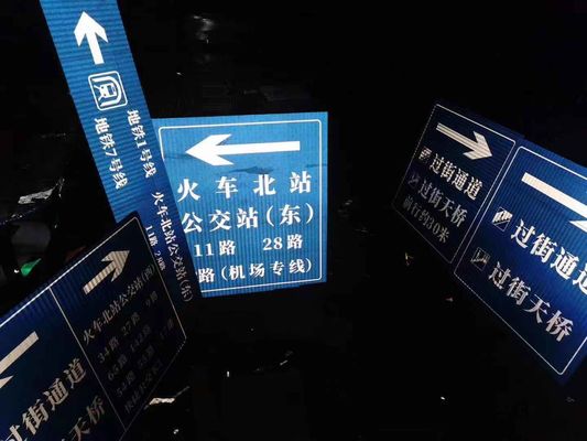 Recouvrement réfléchi élevé de film de catégorie prismatique réfléchie et flexible d'intensité